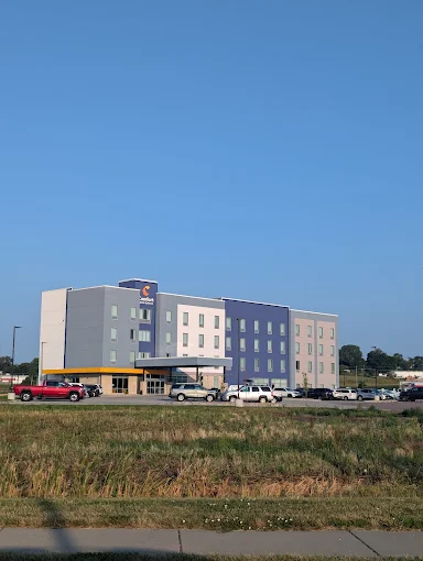 Exterior 9