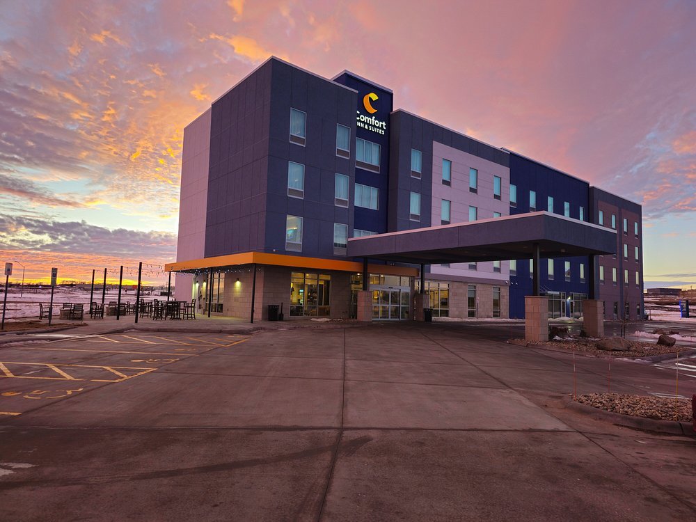 Exterior 8